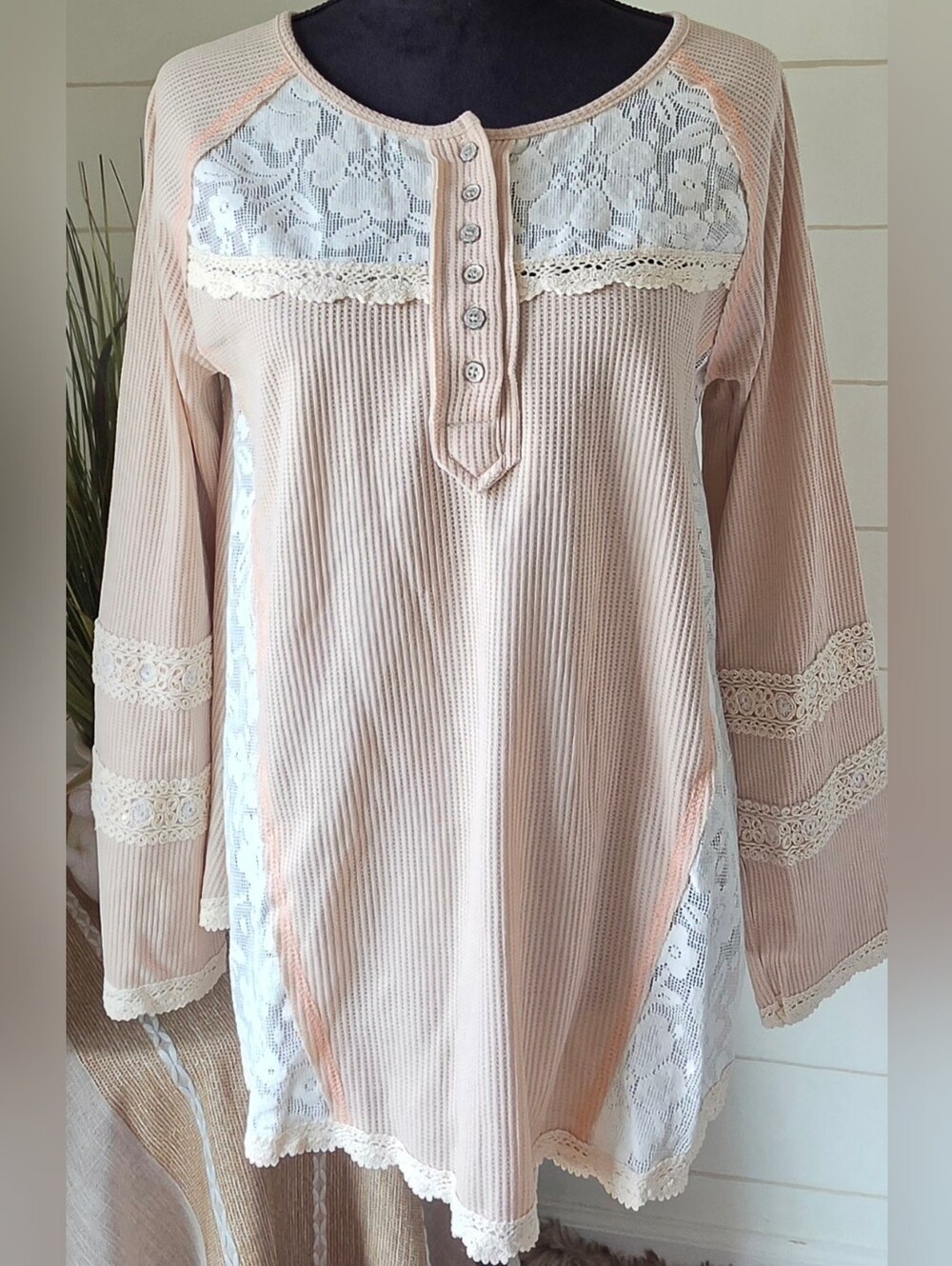 POL Tan Waffle Knit White Lace Henley Top Mixed Media Romantic Boho Cottagecore